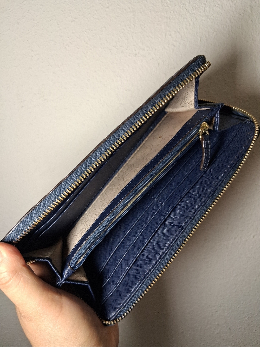 Michael Kors Long Navy Blue Zipper Wallet - Picture 5 of 6